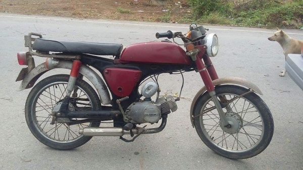 ขาย A80 เคื่องดีคับ มีเล่มทะเบียน สภาพแห้งๆขาย 5000 คับ