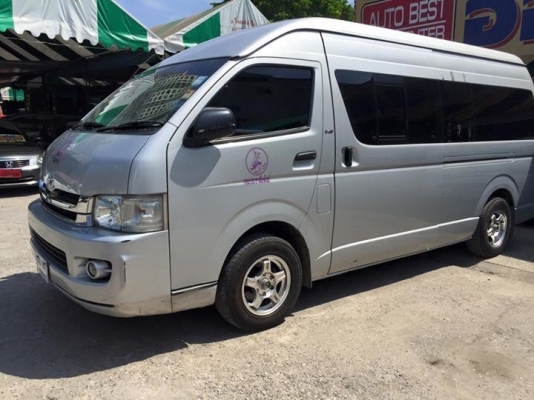 TOYOTA  COMMUTER 2.5 10 D4D