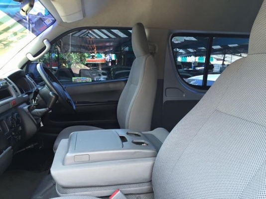 TOYOTA COMMUTER 2.5 10 D4D TOYOTA COMMUTER 2.5 10 D4D