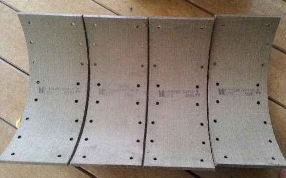 ขายผ้าเบรค isuzu nqr 175 แท้ญี่ปุ่น