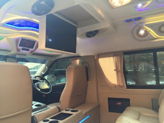 TOYOTA COMMUTER 2.5. D4D ปี14 TOYOTA COMMUTER 2.5. D4D ปี14