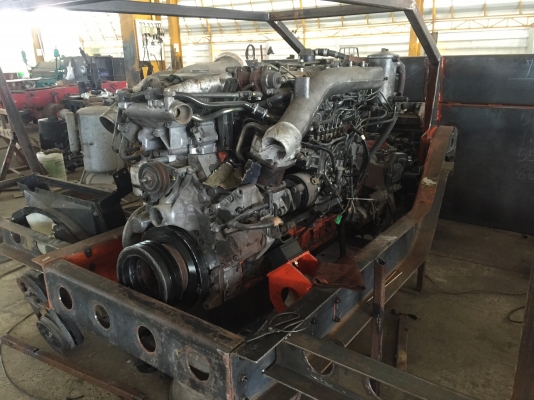 คัซซีบัสประกอบใหม่ อีซูซุ 10 ล้อ