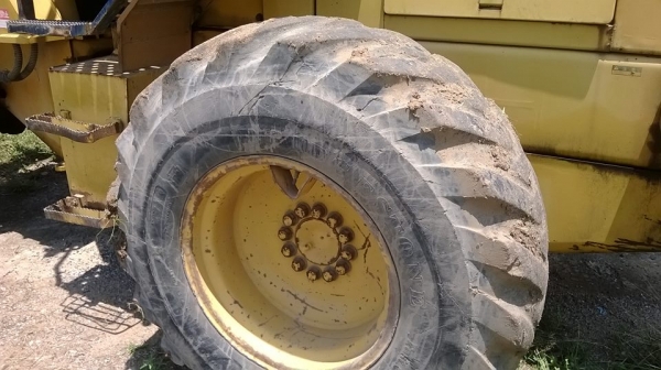 ขายรถตัก KOMATSU WA100-1