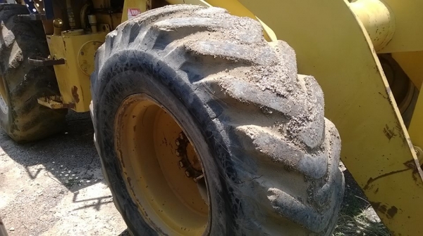 ขายรถตัก KOMATSU WA100-1