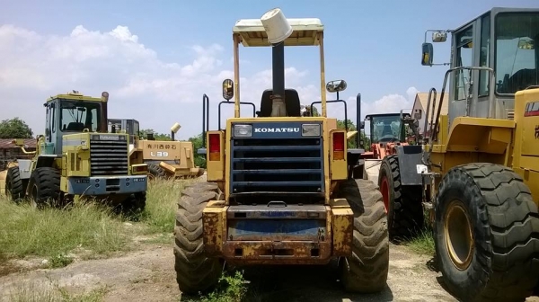 ขายรถตัก KOMATSU WA100-1
