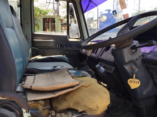 10 ล้อดั้ม เรือ 195 แรง FVZ32MZPR-300134 7 เครื่องเดิม เกียร์เดิม หัวเดิม ห้างแท้ เครื่องดี คัสซีสวย