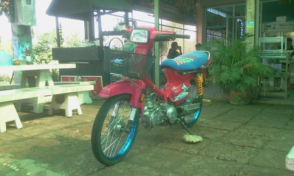 ขาย ดรีมคุรุ เครื่องเวฟ125 ลูกเชีย ชัก 2 เเคมเเต่ง (ไม่ ท.บ) ค่าตัว 10500 บาท สนใจโทรสอบถามเพิ่มเติม 089-8054390 / 083-9008343 โอ๋ อยู่จังหวัด ลพบุรี