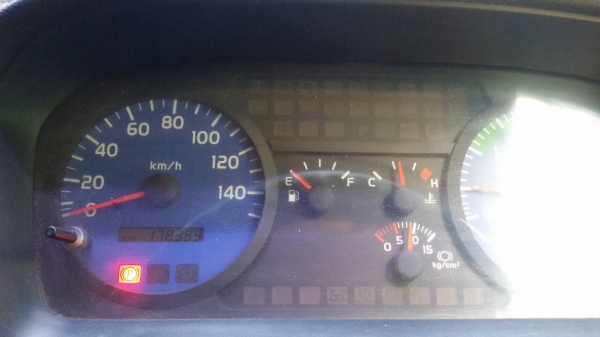 HINO FG  ราคาด่วนๆ  1,100,000 บาท จัดไฟแนนซ์ได้  800,000 บาทคะ