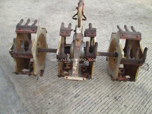 เครื่องกำจัดวัชพืชในร่องข้าว ROBIN RC04C รหัสสินค้า : 80802436 หรือเพิ่มเติมไดที่ www.nihonmono.com เครื่องกำจัดวัชพืชในร่องข้าว ROBIN RC04C รหัสสินค้า : 80802436 หรือเพิ่มเติมไดที่ www.nihonmono.com