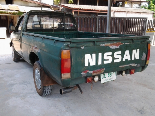 ขายถูกนิสสันตอนเดียว 65000 ครับ ต่อรองได้นิดหน่อยครับขอให้เอาจริงๆครับ