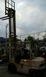 รถยก เสาสูงก็ มีมาให้เลือกสรรกันอีกแล้วครับ - รุ่น MITSUBISHI: FG 25 ขนาด 2.5 ตัน เสาสูง 4 เมตร รถยก เสาสูงก็ มีมาให้เลือกสรรกันอีกแล้วครับ - รุ่น MITSUBISHI: FG 25 ขนาด 2.5 ตัน เสาสูง 4 เมตร