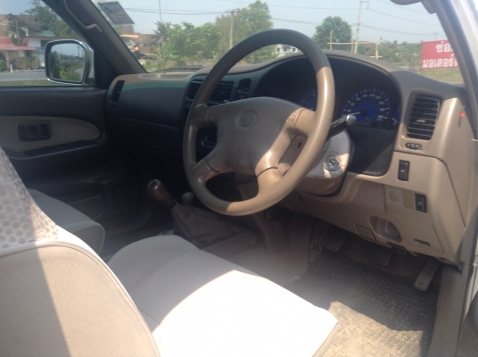 Toyota D4D เเคป 4WD เครื่อง3.0 เกียร์ธรรมดา ปี46 ราคา330000 Toyota D4D เเคป 4WD เครื่อง3.0 เกียร์ธรรมดา ปี46 ราคา330000