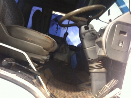 10 ล้อหัวลาก 2 เพลา 360 แรง FM2KK วางเครื่อง K13CT