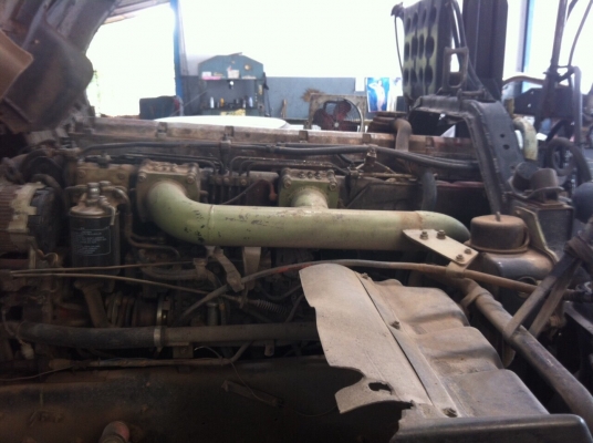 10 ล้อหัวลาก 2 เพลา 360 แรง FM2KK วางเครื่อง K13CT