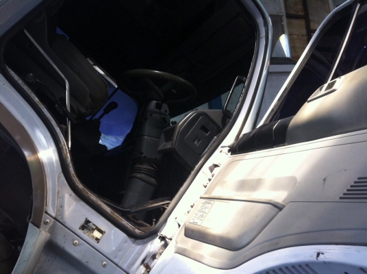 10 ล้อหัวลาก 2 เพลา 360 แรง FM2KK วางเครื่อง K13CT