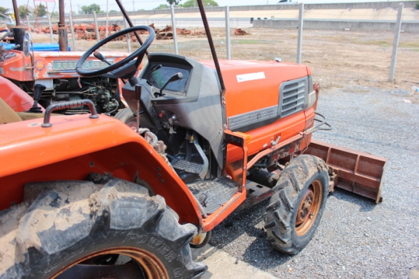 Kubota GL2000 4WD มีใบดันดิน เก่าไทย