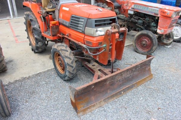 Kubota GL2000 4WD มีใบดันดิน เก่าไทย