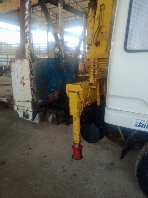 เครน TADANO 3 ตัน 3 ปรอก 2 ชัก ขายครบชุดพร้อมปั้ม ( กำลังจะยกลง ) เครน TADANO 3 ตัน 3 ปรอก 2 ชัก ขายครบชุดพร้อมปั้ม ( กำลังจะยกลง )