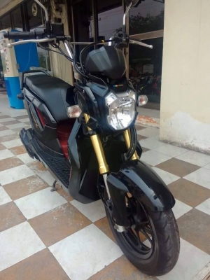 ตัวท๊อปสุด Honda Zoomer X ปลายปี 2556 สีดำแดง รุ่นคอมบายเบรค รถสวยมาก ของดีจริง