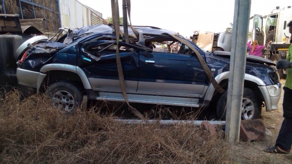 สปอตร์ไรเดอร์ เครื่อง2500 ออโต้ ปี04. โอนลอยๆบุคคล รื้ออะไหลเเยกขายได้หมด