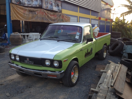 ขาย ISUZU ตัวเก่า มีเล่มทะเบียน พร้อมใช้งาน