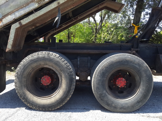 ขายรถบรรทุก 10 ล้อดั๊พม์ ยี่ห้อ HINO เครื่อง HO7C เทอร์โบ 210 เสื้อเพลา 3H และคานหน้า 3H หัวสิงห์ไฮเท็ค