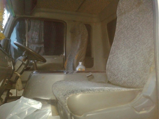 ขายดั้ม5คิว เครื่อง145แรง เครื่องดี แคชซีสวย ยางดี ภายในสวย พ.เพาเวอร์ เบรกธรรมดา ช่วงล่างใหญ่FUSO สภาพพร้อมใช้งาน เอกสารพร้อมโอน สนใจโทร 090-8588220คุณนะ 093-3258446คุณบิว ID:narong498 หรือ www.truck.in.th/498 หรือเพจFacebook ณรงค์ ซื้อขายรถมือสอง (เว็บไ