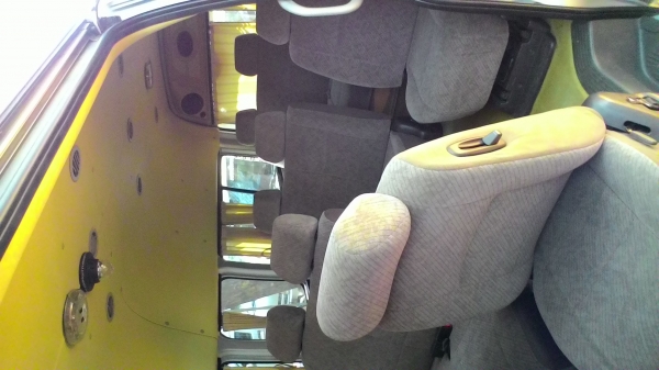 ขายเบาะรถตู้คัสต้อมพร้อมใส่