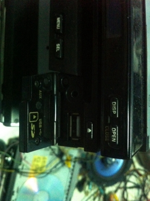 JVC KD-AV7100 1ดิน จอสไลด์ ทัชกรีน USB SD DVD VCD MP3 MP4 CD FMคลื่นไทย มีภาคขยายในตัว ปรีเอ้า 4ชุด AUX มาพร้อมสายไอพอต และรีโมท สภาพสวย มือ2 JVC KD-AV7100 1ดิน จอสไลด์ ทัชกรีน USB SD DVD VCD MP3 MP4 CD FMคลื่นไทย มีภาคขยายในตัว ปรีเอ้า 4ชุด AUX มาพร้อมสายไอพอต และรีโมท สภาพสวย มือ2