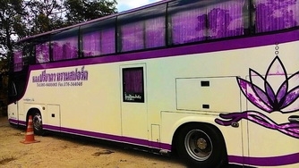 ขายรถบัสปรับอากาศชั้นครึ่ง merces denzแท้ทั้งคัน