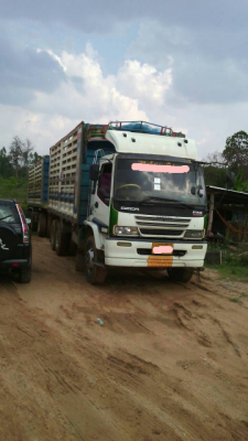 ขายรถบรรทุก 22 ล้อพ่วงแม่ลูกดัมพ์ ISUZU DECA 270 แรงม้าปี 2542 ลูกพ่วง 3 เพลาปี 2553 ราคา 1700000