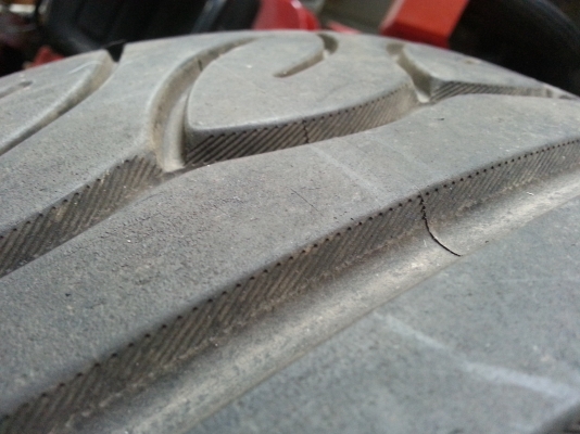 ล้อ Te37 พร้อมยาง ลดเหลือ 26000ครับรีบๆเลย ล้อ Te37 พร้อมยาง ลดเหลือ 26000ครับรีบๆเลย