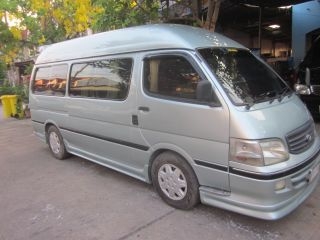 รถตู้ รถตู้