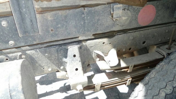 รถอีซูซุ 6 ล้อดั้ม  NPR  130 แรงม้า. ปี 46   สนใจติดต่อ 081 - 6079515