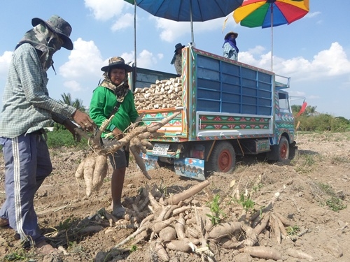 ขายแล้วครับไปส่ง จ.อุดรธานี ขอบคุณ truck2hand ช่องทางขายรถครับ