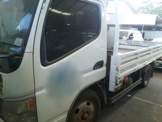 รถมิตซู 6 ล้อ ( ไม่ดั้ม )  135 แรงม้า. ปี 55  ( รถวิ่ง 9x,xxx กม. )   สนใจติดต่อ 081 - 6079515