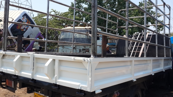 ขาย6ล้อฮีโน่ ดูโท่  ยาว5.20 เมตร พวงมาลัยพาวเวอร์ แอร์เย็นฉ่ำ สภาพดีพร้อมใช้สุดๆ