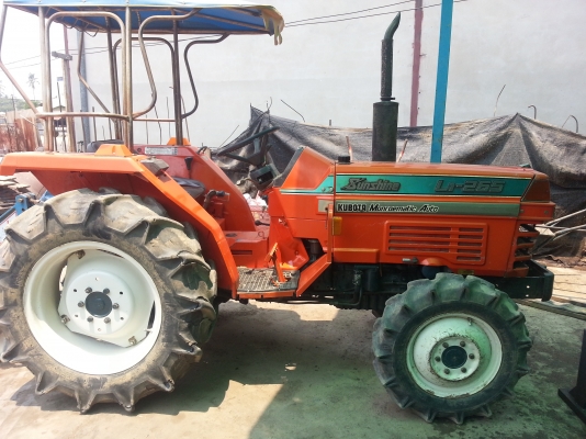 คูโบต้า L1-265 4WD พร้อมผาน 6 ขายตามสภาพมาชมกันครับ