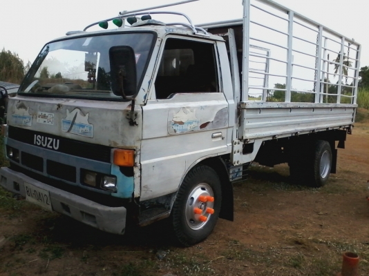 ขายรถ6ล้อช่วงยาวมีสโรสภาพพร้อมใช้งานเครื่องแน่นยางดี6เส้นเกียร์ดี