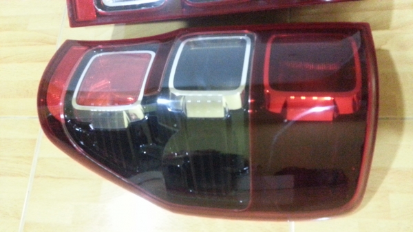 ไฟท้ายNew Ford Ranger Wildtrack ของแท้มือสอง