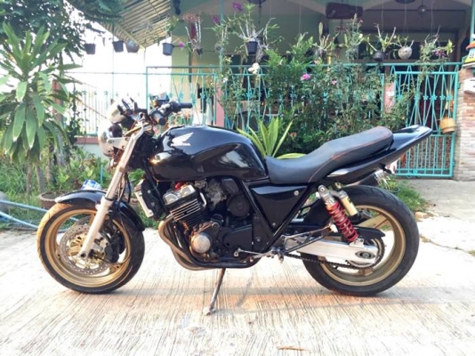 ขาย cb400 ปี98 เวอร์ชั่นS เอกสารอินวอย+สรรพสามิต ราคาไม่แรง