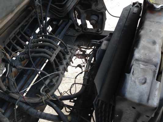 HINO FC4J สมอเงิน ยาว 5.50 เมตร เครื่อง 140 แรง กะบะข้างสแตนเลส