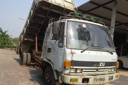 ISUZU6ล้อ ROCKYดั้ม (FRR )ชัชชีสวยจัดเครื่อง175แรงพวงมาลัยเพาเวอ เบรคจิ๊ฟี่ ยาง825ขอบ16 (ภาษีไม่ขาด) ขาย 450,000 บาท(ศุภากร 081-4252943)