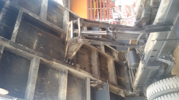 ขายหกล้อดั้มพ์ อีซูสุNPR59LU5M-115 ปี37 Fหน้า-หลัง แอร์เย็น เพาเวอร์ เกียร์ร็อก ดั้มสามมิตร ขายหกล้อดั้มพ์ อีซูสุNPR59LU5M-115 ปี37 Fหน้า-หลัง แอร์เย็น เพาเวอร์ เกียร์ร็อก ดั้มสามมิตร