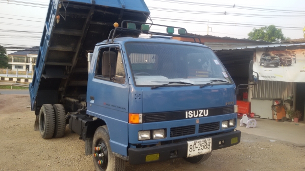 ขายหกล้อดั้มพ์ อีซูสุNPR59LU5M-115 ปี37 Fหน้า-หลัง แอร์เย็น เพาเวอร์ เกียร์ร็อก ดั้มสามมิตร