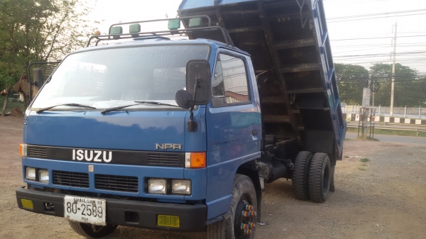 ขายหกล้อดั้มพ์ อีซูสุNPR59LU5M-115 ปี37 Fหน้า-หลัง แอร์เย็น เพาเวอร์ เกียร์ร็อก ดั้มสามมิตร ขายหกล้อดั้มพ์ อีซูสุNPR59LU5M-115 ปี37 Fหน้า-หลัง แอร์เย็น เพาเวอร์ เกียร์ร็อก ดั้มสามมิตร