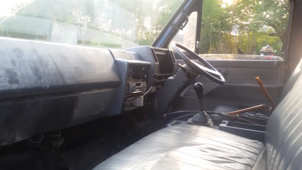 ขายหกล้อดั้มพ์ อีซูสุNPR59LU5M-115 ปี37 Fหน้า-หลัง แอร์เย็น เพาเวอร์ เกียร์ร็อก ดั้มสามมิตร ขายหกล้อดั้มพ์ อีซูสุNPR59LU5M-115 ปี37 Fหน้า-หลัง แอร์เย็น เพาเวอร์ เกียร์ร็อก ดั้มสามมิตร