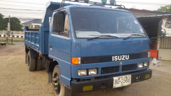 ขายหกล้อดั้มพ์ อีซูสุNPR59LU5M-115 ปี37 Fหน้า-หลัง แอร์เย็น เพาเวอร์ เกียร์ร็อก ดั้มสามมิตร ขายหกล้อดั้มพ์ อีซูสุNPR59LU5M-115 ปี37 Fหน้า-หลัง แอร์เย็น เพาเวอร์ เกียร์ร็อก ดั้มสามมิตร