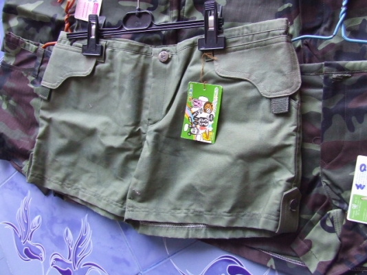 ขายราคาส่งกางเกงวัยร่น กางเกงตัดขาย เลิกกิจการขายผ้าแล้ว ขายราคาส่งกางเกงวัยร่น กางเกงตัดขาย เลิกกิจการขายผ้าแล้ว