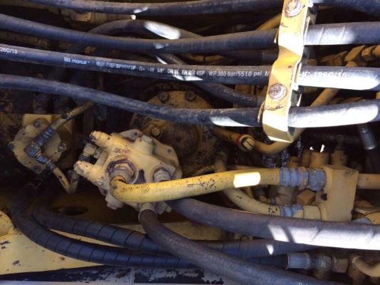 ขายรถแบ็คโคร KOMATSU PC 120-5 เก่านอก ใช้งานน้อย ติดต่อเจ้าของโดยตรง ขายรถแบ็คโคร KOMATSU PC 120-5 เก่านอก ใช้งานน้อย ติดต่อเจ้าของโดยตรง